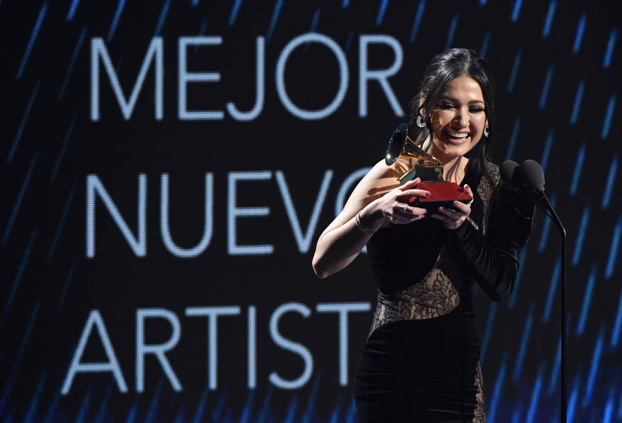 Nella gana Latin Grammy  artista revelacion