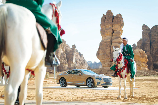 Bentley KSA patrocina torneo de polo en el desierto en AlUla