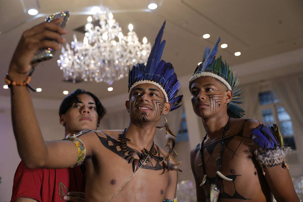Manaos celebra el primer Desfile de Moda Indígena de Brasil