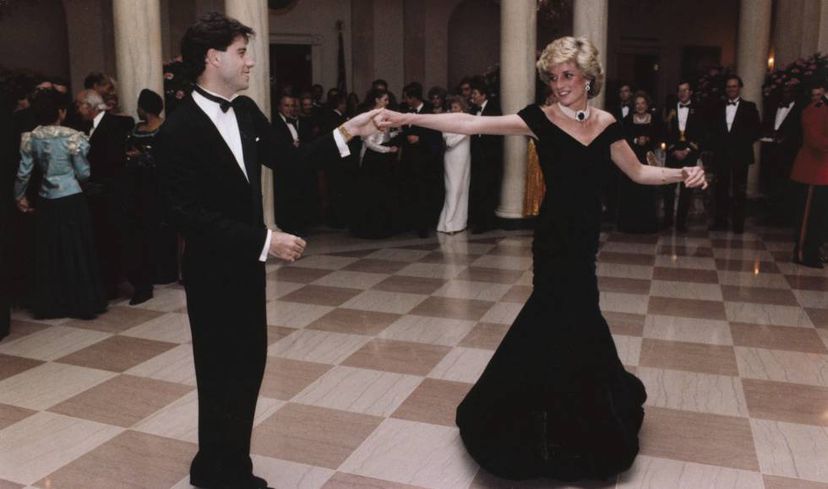 Diana de Gales bailando con Jhon Travolta