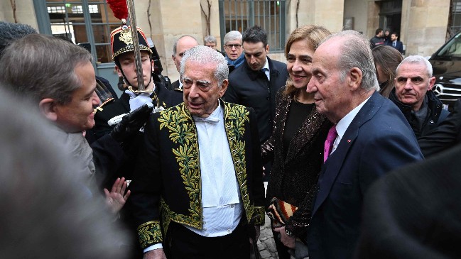 Mario Vargas Llosa ingresó a la Academia Francesa