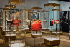 ‘Once Upon A Bag’, la rica historia de los bolsos Hermès en una nueva exposición en Qatar