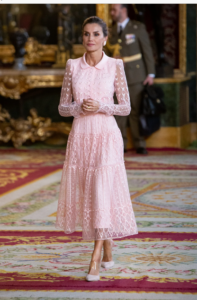 El estilo de la reina Letizia: Los 14 looks más icónicos de la la monarca española