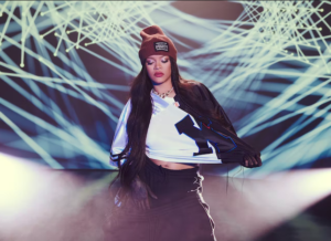 Rihanna lanza la nueva colección Savage x Fenty Super Bowl «Game Day»