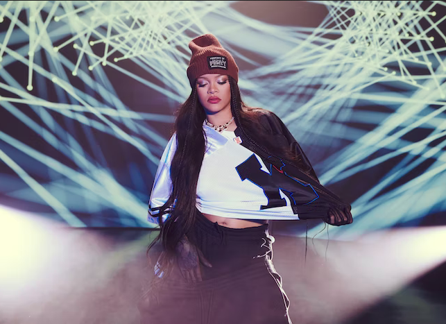 Rihanna lanza la nueva colección Savage x Fenty Super Bowl "Game Day"